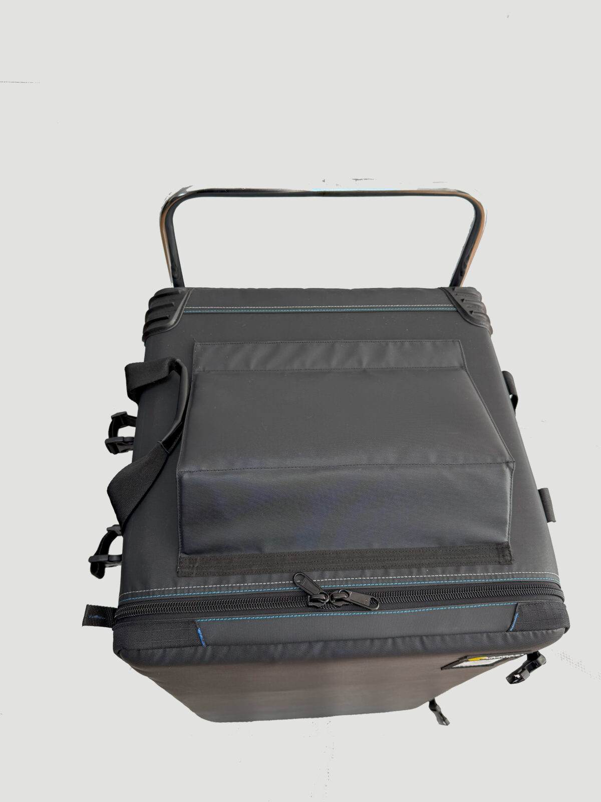 wheeled sound bag