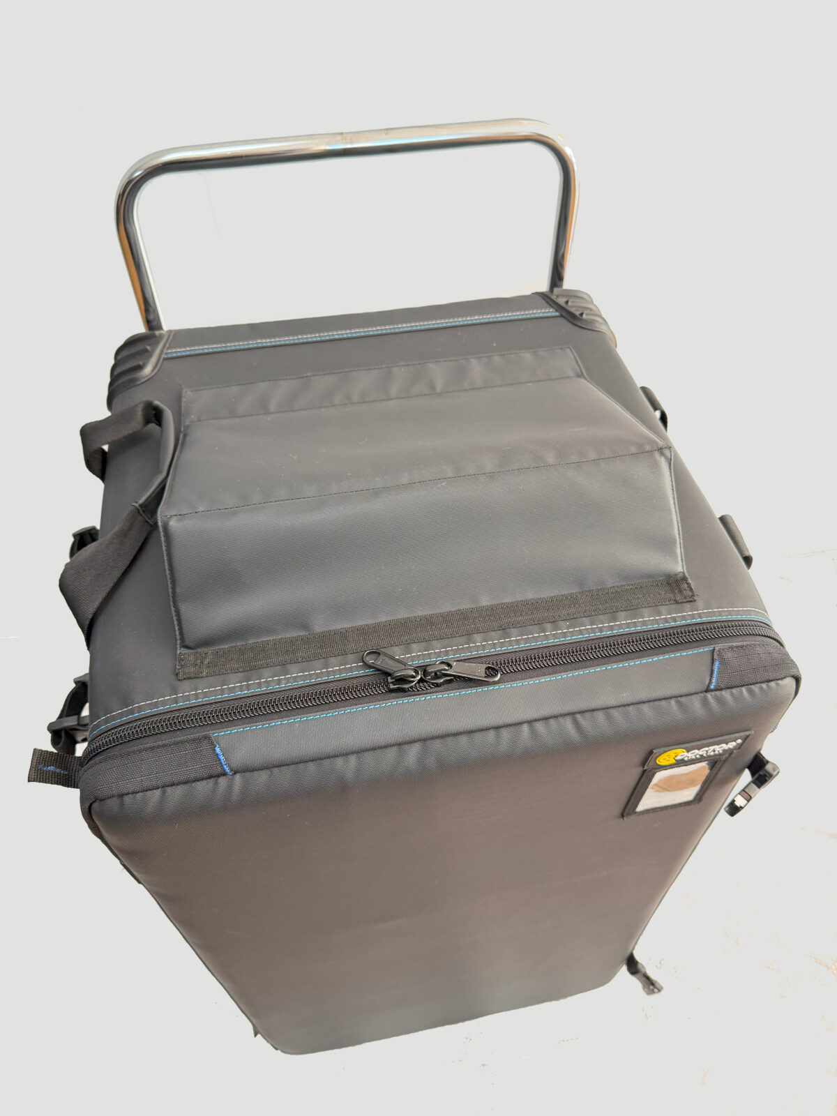 wheeled sound bag