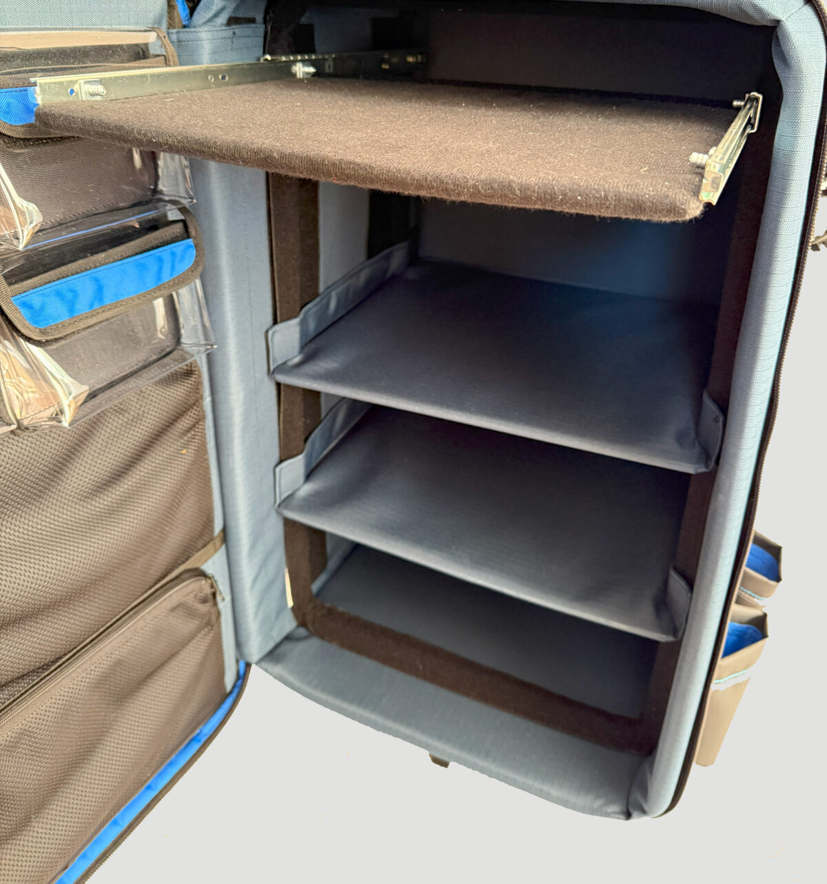 wheeled sound bag